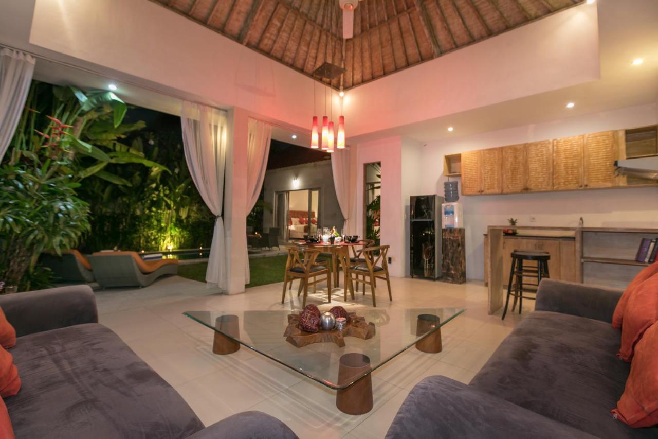 Villa Briana Seminyak By Villas R Us 外观 照片