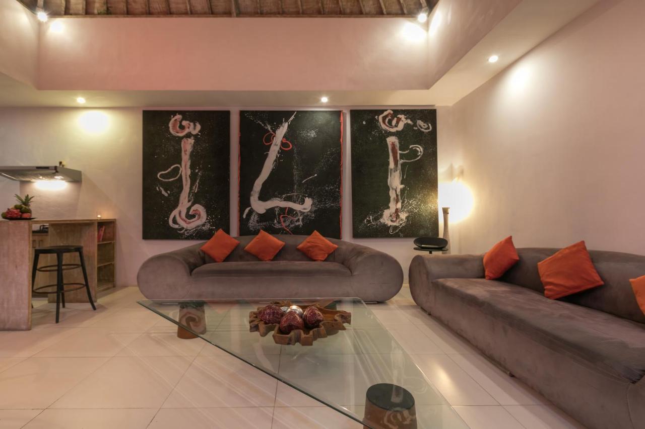 Villa Briana Seminyak By Villas R Us 外观 照片