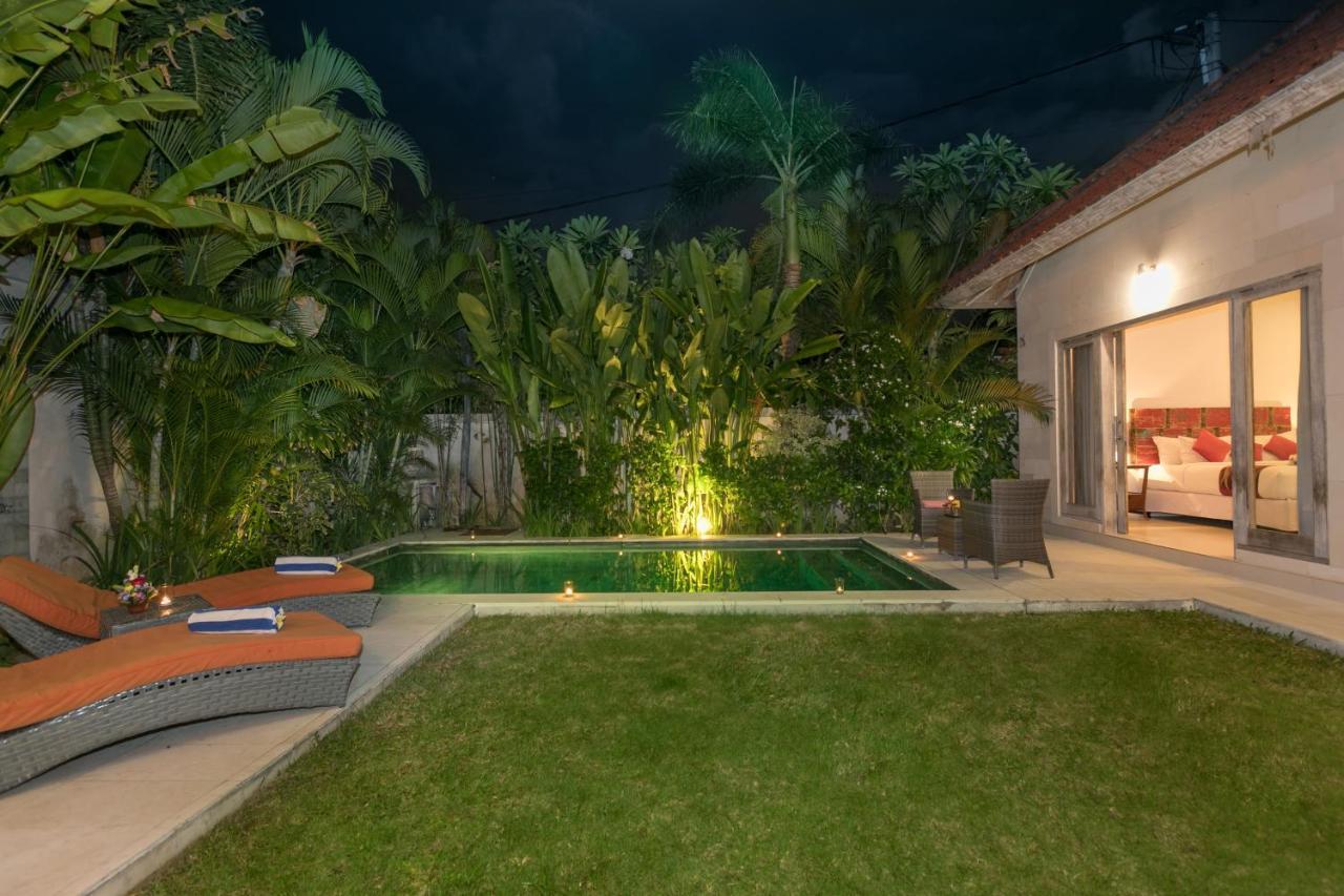Villa Briana Seminyak By Villas R Us 外观 照片